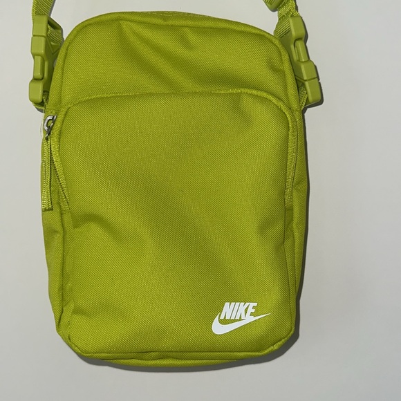 Nike Unisex Neon Crossbody - Picture 2 of 3